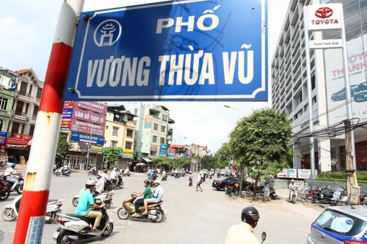 Cho thuê nhà mặt phố Vương Thừa Vũ, 4 tầng × 70m² × mặt tiền 6m, nhận nhà ngay, chủ thiện chí.