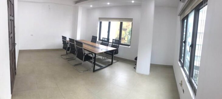 Cho thuê nhà mặt phố Vương Thừa Vũ, 4 tầng × 70m² × mặt tiền 6m, nhận nhà ngay, chủ thiện chí.