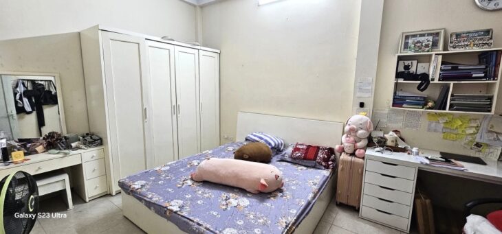 Bán nhà Hoàng Hoa Thám, Ba Đình, ngõ thông 90m2, 4.5 tầng thang máy, chỉ 17.9 tỷ