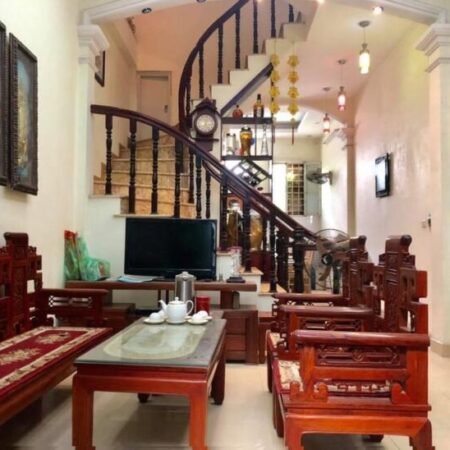 Bán gấp nhà phố Hoàng Văn Thái, gần ô tô, 55m2, 4 tầng, 14,3 tỷ.