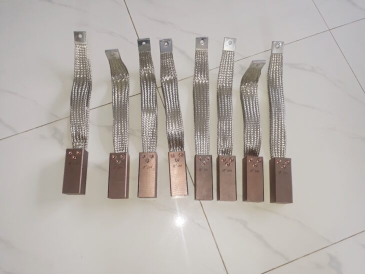 CHỔI THAN CÔNG NGHIỆP CHO CÁC NHÀ MÁY THÉP