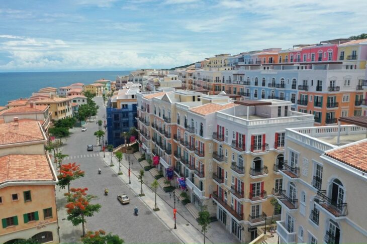 Shophouse 5 tầng – sở hữu lâu dài – giá cắt lỗ sâu nhất The Centre Phú Quốc lh 0939439474