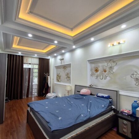 ???? Nhà Phân Lô – Ô Tô Tránh – Kinh Doanh Cực Tốt – Trung Tâm Thanh Xuân – 11.9 Tỷ lh 0817606560
