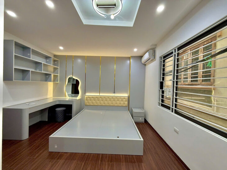 BÁN NHÀ LÔ GÓC QUAN NHÂN – NHÂN CHÍNH – 35M2 –5 TẦNG – MẶT TIỀN 6M – GIÁ 6.5 tỷ lh 0817606560