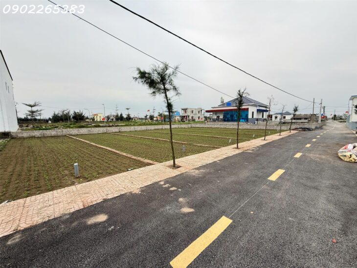 Chính chủ cần bán gấp 99m2 sở hữu mặt tiền rộng đường thông thoáng ô to tránh nhau