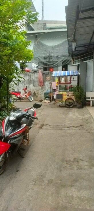 SIÊU Mỹ phẩm nhà đep ngay chợ Thủ Đức – full nội ất chỉ 2,95 tỷ.