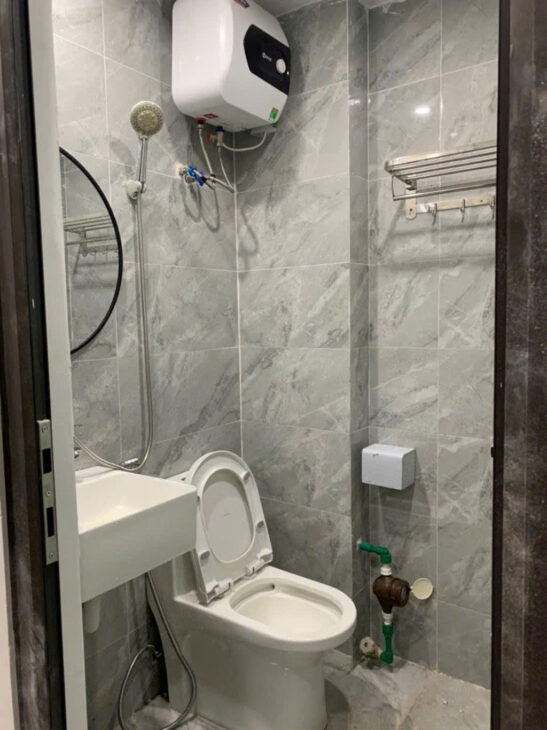 Bán tòa CCMN 8 tầng thang máy – vị trí đắc địa đường Nguyễn Hữu Thọ, Q. Hoàng Mai, MT gần 7m, giá