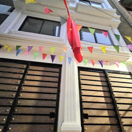 Bán tòa CCMN 8 tầng thang máy – vị trí đắc địa đường Nguyễn Hữu Thọ, Q. Hoàng Mai, MT gần 7m, giá