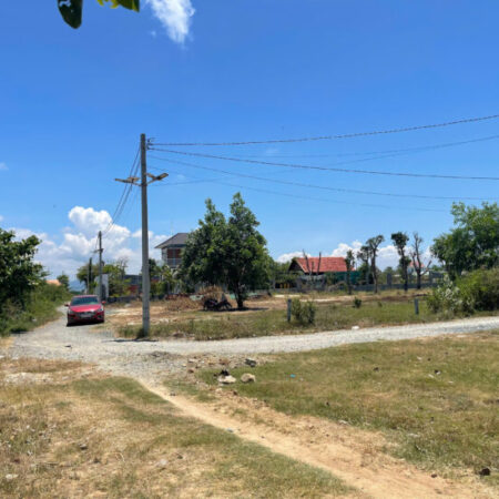 Bán gấp 138m2 đất thổ cư Hẻm Đinh Bộ Lĩnh, Phước Hội, thị xã LaGi giá ngộp