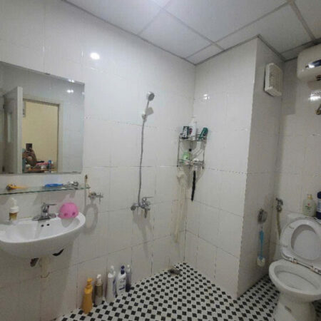 – Bán nhà siêu víp Thanh Bình Hà Đông 54m hơn 12 tỷ , Phân lô đẹp mê ly , oto tránh ,
