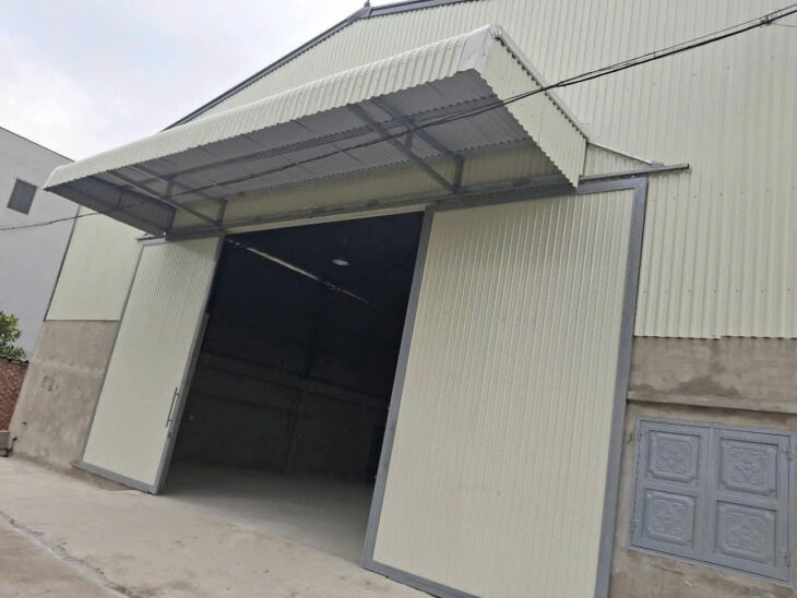 CHÍNH CHỦ: MỜI THUÊ NHÀ XƯỞNG 300m * Vị trí: ven kcn Quế Võ 3