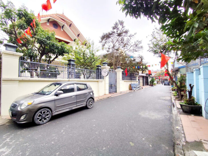 Biệt thự 500m mặt tiền 20m, Giá 26 tỉ ngay tại Thiên Lôi gần AEON
