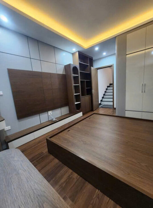 Bán LIỀN KỀ Văn Quán,Hà Đông 75m x 5 tầng giá 18 tỷ , Ô TÔ KINH DOANH.