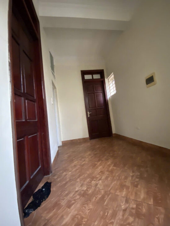 ???? BÁN NHÀ TRUNG TÂM NGUYỄN VĂN CỪ – LONG BIÊN ???? Giá: 7.85 tỷ ???? Diện tích: 61m² ???? Mặt tiền: