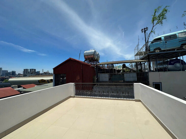 BÁN NHÀ RIÊNG GIÁP NHẤT THANH XUÂN 40M 8 TẦNG THANG MÁY NHÀ ĐẸP FULL NỘI THẤT 13.5 TỶ