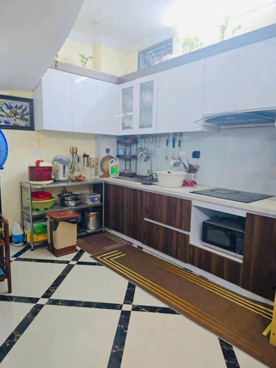 Nhà MẶT PHỐ MẶT TIỀN KHỦNG 95 m giá 35 tỷ,Hoàng Văn Thái Thanh Xuân,
