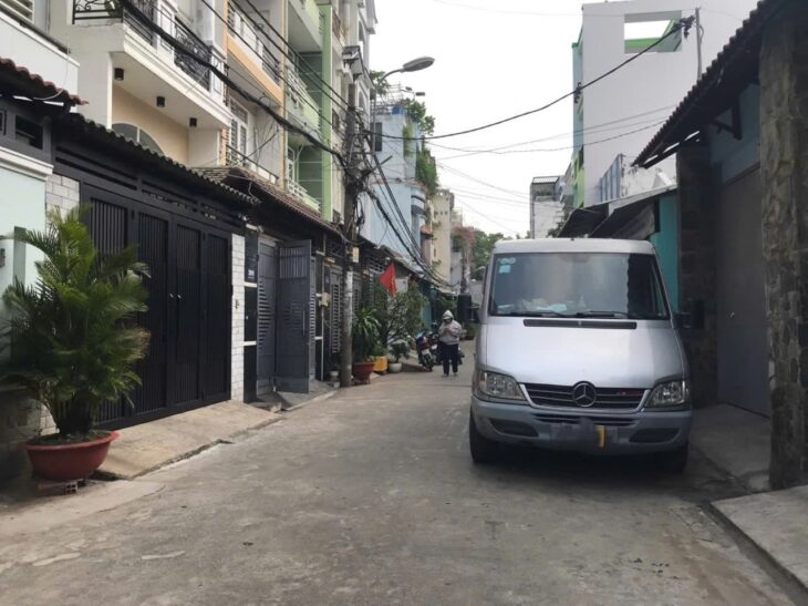 NHÀ ĐẸP – GIÁ TỐT – Cần Bán Nhanh Căn Nhà Hẻm Thông 6m Vị Trí Tại Quận Bình Tân, TP HCM