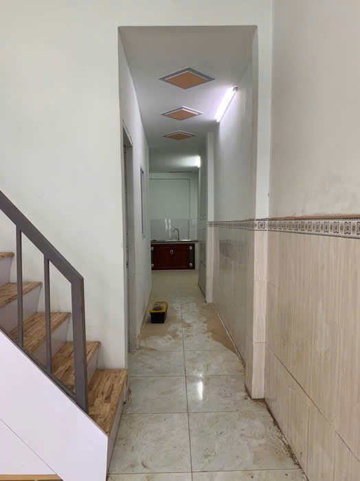 NHỈNH 3 TỶ CÓ NHÀ 54M2 MỚI ĐẸP Ở NGAY 1 TRỆT 1 LỬNG 2 PHÒNG NGỦ – HẺM BA GÁC ĐUA GẦN HẺM ÔTÔ