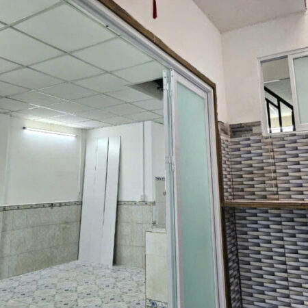 Xe Hơi Đỗ Cổng, Phước long B, Quận 9, DtSd 72m2, 2 tầng kiêng cố cho thuê7tr chỉ có 2.95ty.