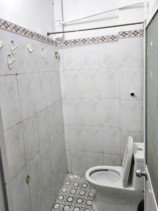 Xe Hơi Đỗ Cổng, Phước long B, Quận 9, DtSd 72m2, 2 tầng kiêng cố cho thuê7tr chỉ có 2.95ty.