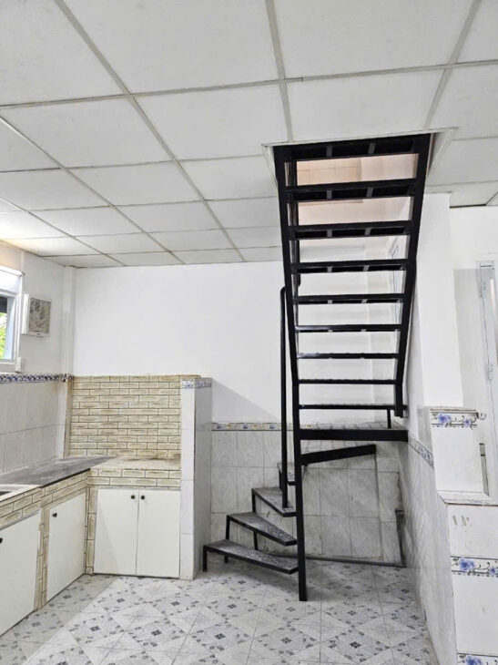 Xe Hơi Đỗ Cổng, Phước long B, Quận 9, DtSd 72m2, 2 tầng kiêng cố cho thuê7tr chỉ có 2.95ty.