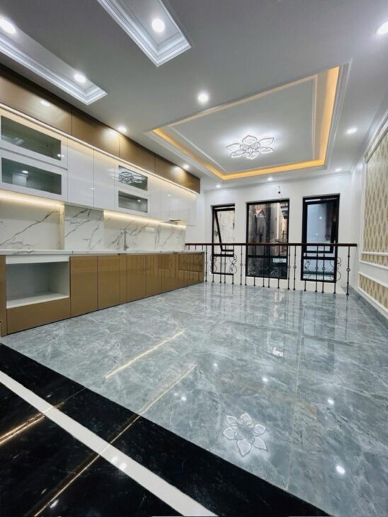 PHỐ TÂY SƠN-ĐỐNG ĐA, 6 TẦNG THANG MÁY-DT 38M2-MT4M-GIÁ CHỈ 13.5 TỶ