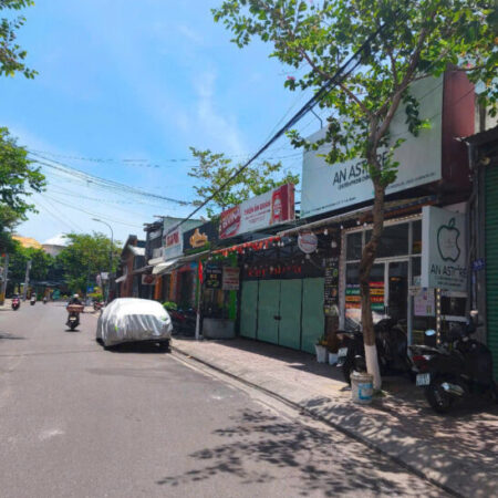 Bán đất tặng nhà 3 tầng mặt tiền đường Nguyễn Đình Chiểu, Vĩnh Phước, Nha Trang. Diện tích: