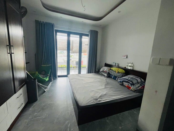 Bán nhà 4 tầng, 122m², 4PN, 4WC, Q.9, 12.8 tỷ, sổ hồng