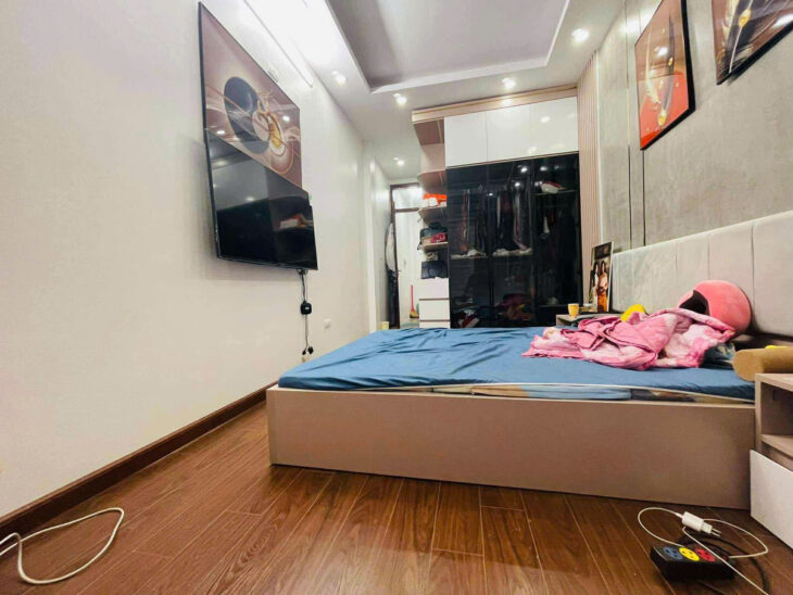 DUY NHẤT 1 CĂN NHÀ LÁNG HẠ BA ĐÌNH 30MX6 TẦNG NHÀ ĐẸP Ở NGAY CHỈ 7 TỶ 0817606560