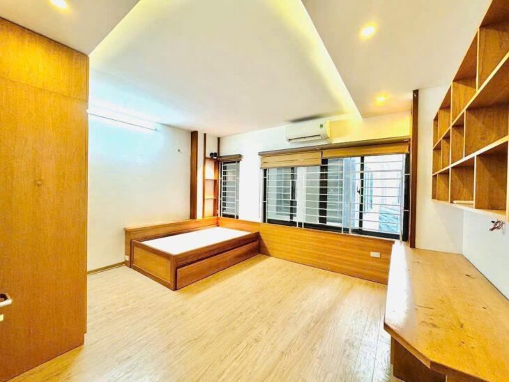 30M RA PHỐ – NHÀ ĐẸP NGÕ Ô TÔ – DÂN TRÍ CAO – HIẾM NHÀ BÁN!