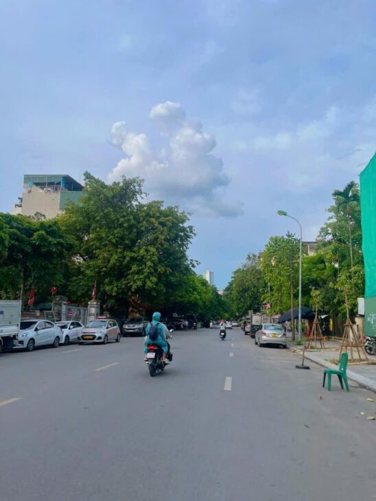 30M RA PHỐ – NHÀ ĐẸP NGÕ Ô TÔ – DÂN TRÍ CAO – HIẾM NHÀ BÁN!