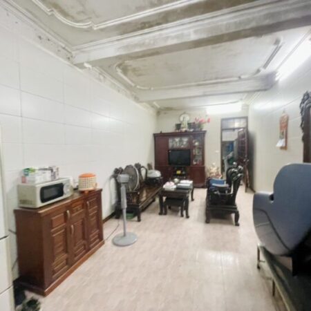 NHÀ 3 TẦNG 2 MẶT NGÕ- HÀO NAM-Ô TÔ QUA,LÔ GÓC -55M2-GIÁ CHỈ 12,8 TỶ