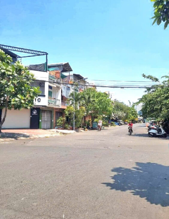BÁN NHÀ MẶT TIỀN KINH DOANH ĐƯỜNG TẠ QUANG BỬU – SÁT BẾN XE QUẬN 8 – GIÁ CHỈ NHỈNH 10 TỶ. GỌI NGAY: