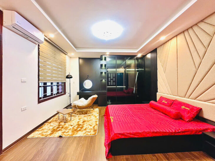 TRUNG TÂM ĐỐNG ĐA – NHÀ ĐẸP GẦN PHỐ – 50M MẶT PHỐ LỚN – NHÀ DÂN XÂY TÂM HUYẾT – NỘI THẤT XỊN SÒ