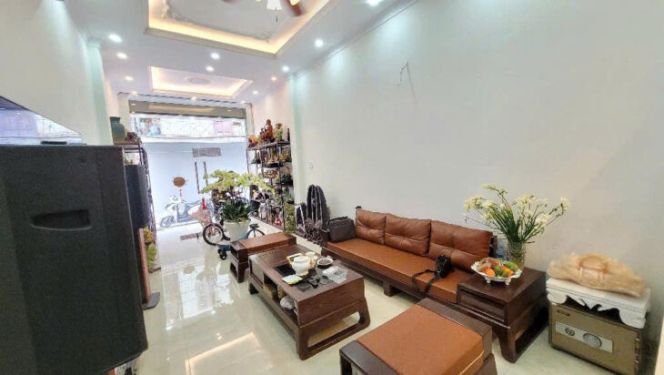 Bán nhà Cổ Linh – 45m2- Thang máy – Ô tô – Nhà đẹp ở ngay – chỉ nhình 7 tỷ