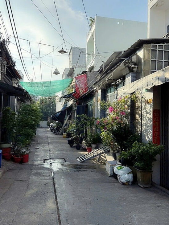 CHỦ GẤP BÁN NHÀ 2 TẦNG – NGAY ĐÌNH NGHI XUÂN – 40M2 ( 4×10M) – 3M- NHỈNH 3 TỶ XÍU XIU