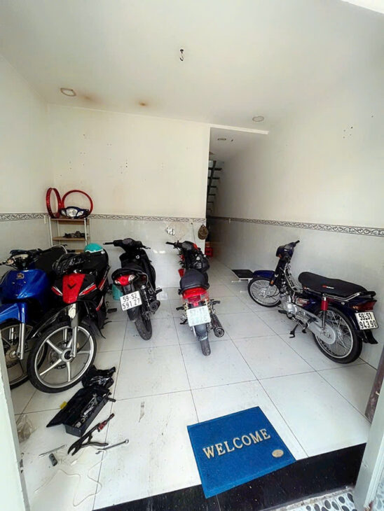 CHỦ GẤP BÁN NHÀ 2 TẦNG – NGAY ĐÌNH NGHI XUÂN – 40M2 ( 4×10M) – 3M- NHỈNH 3 TỶ XÍU XIU