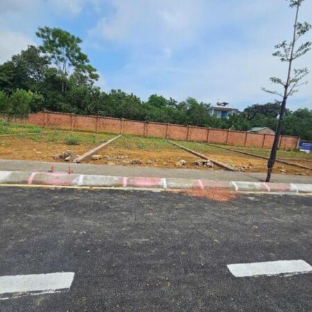 Bán đất đầu tư vị trí đẹp Vai Réo đường thông rộng ôtô tránh 105m nhỉnh 4ty