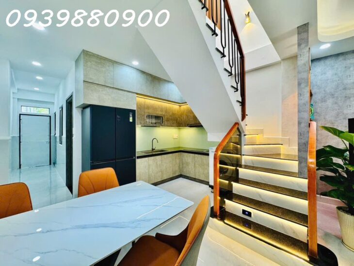 Huỳnh Văn Bánh, nhà mới đẹp – 65m2, 8,25Tỷ TL.