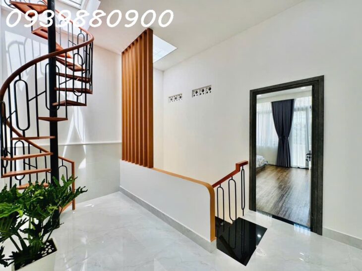 Huỳnh Văn Bánh, nhà mới đẹp – 65m2, 8,25Tỷ TL.