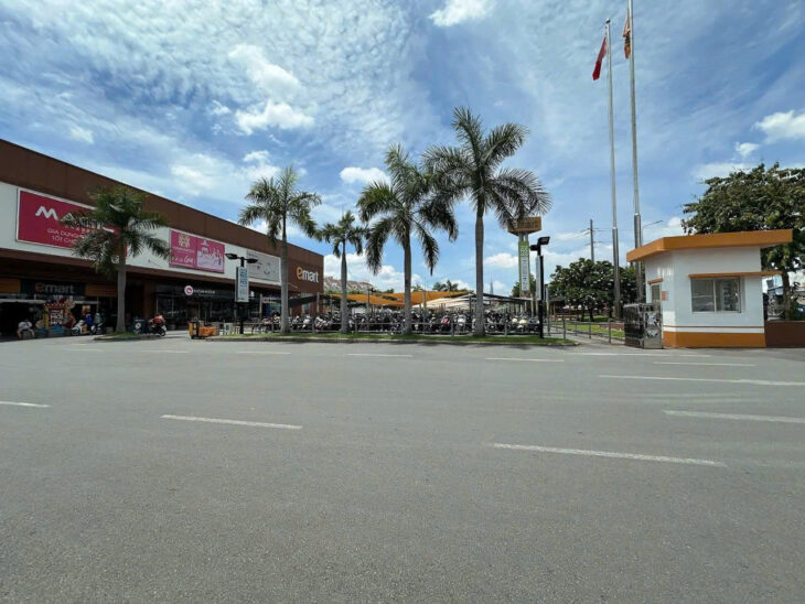 Bán nhà 5 tầng đẹp hẻm 364 Dương Quảng Hàm 70m2(4×17.5) khu phân lô vào ở ngay 12.9 tỷ