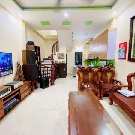 NHÀ DÂN XÂY PHỐ QUAN NHÂN GẦN HỒ VỀ Ở NGAY 36M, CHỈ 7.2 TỶ.