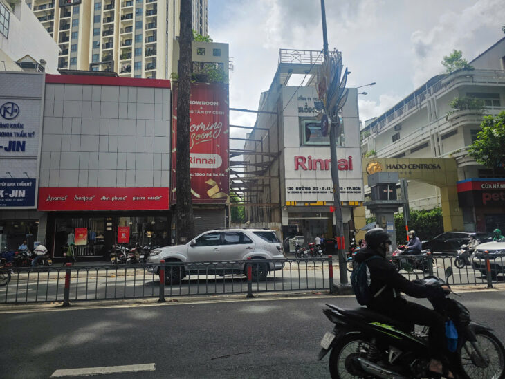 Chính chủ bán gấp đất mặt tiền đường 3/2 phường 12 quận 10, DT4.2x25m, cn 103m2, H+7tầng Gía 42 tỷ