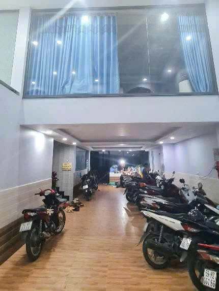 🔥🔥 CHDV DÒNG TIỀN GẦN 100TR/THÁNG – 8×20 – 160m² – 6 TẦNG MỚI ĐẸP – ĐƯỜNG NHỰA 8m THÔNG – NGAY LÊ