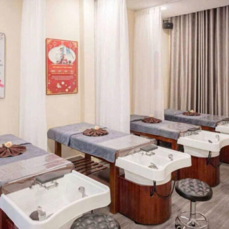 Mình cần sang nhượng tiệm spa tại Quận 7. liên hệ zalo 0944915120