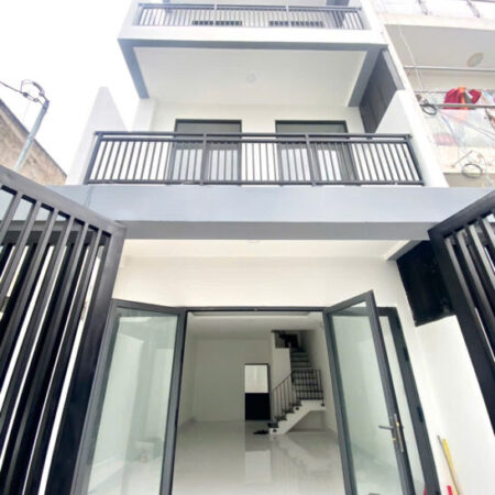 Bán nhà 3 tầng, 52m², 3PN, 3WC, Q.9, 4.75 tỷ, sổ hồng