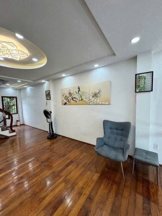 Gấp lắm rồi chỉ nhỉnh 7 tỷ xíu là chốt KHU VIP TÊN LỬA – NHÀ 5 TẦNG – NGAY AEON BÌNH TÂN – KHU Y