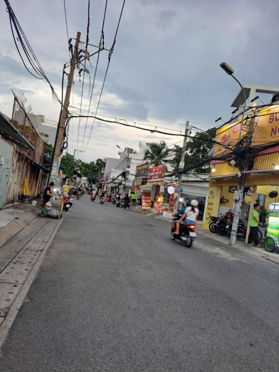 BÁN NHÀ NGAY TRƯỜNG ĐẠI HỌC TÀI CHÍNH MARKETING – QUẬN 7 – Ô TÔ ĐỖ CỬA – CHỈ 6.3 TỶ, GỌI