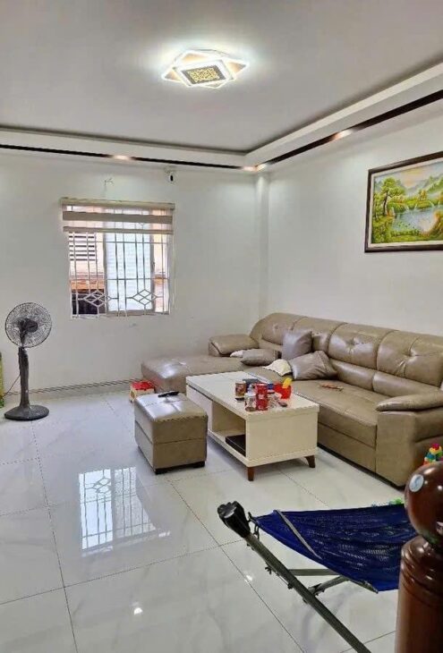 Bán nhà 60m², 2 mặt tiền HXH Trường Chinh, Tân Bình, 11.8 tỷ
