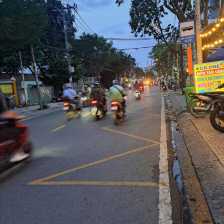 BÁN NHÀ MẶT TIỀN HƯNG PHÚ – TRUNG TÂM QUẬN 8 – NGANG KHỦNG 8M, GỌI NGAY: 0938827657 MS TUYỀN